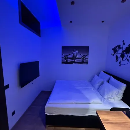 New - Very New York Cafe アパート ブダペスト